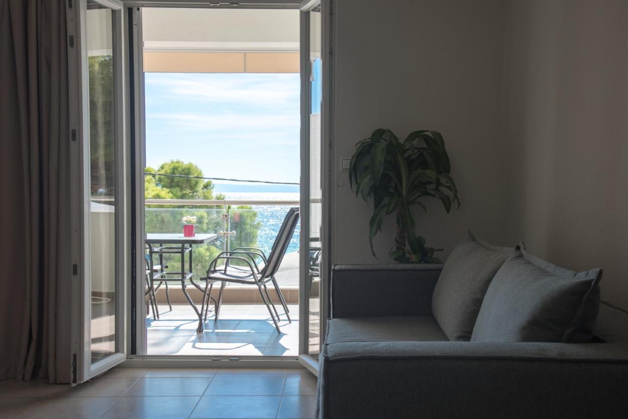 Vertigo Seaside Apartments Nikiti  Exterior photo